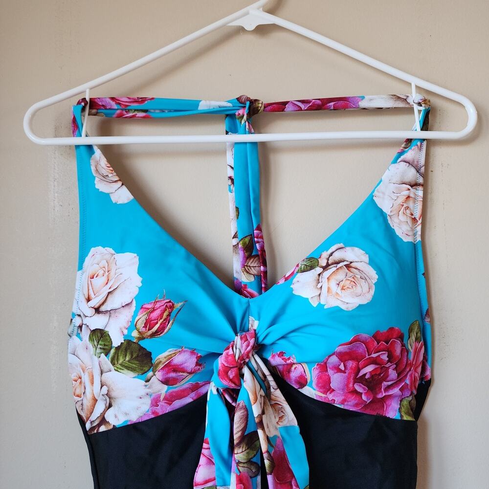 Cupshe Bathing Suit Womens Size Medium One Piece Swim Suit Floral Halter - Picture 2 of 10